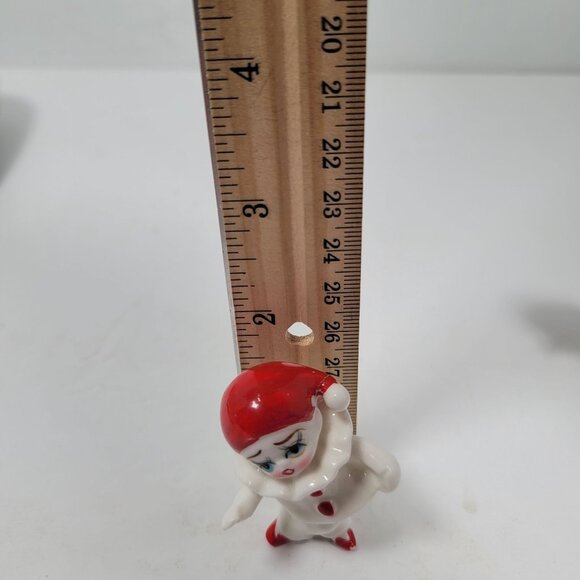 Vintage Miniature Pierrot White Red Figurines Set Of 4 - Picture 5 of 5